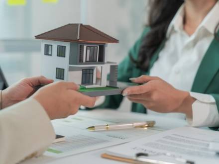 DuPage County, IL Home Transaction Lawyer